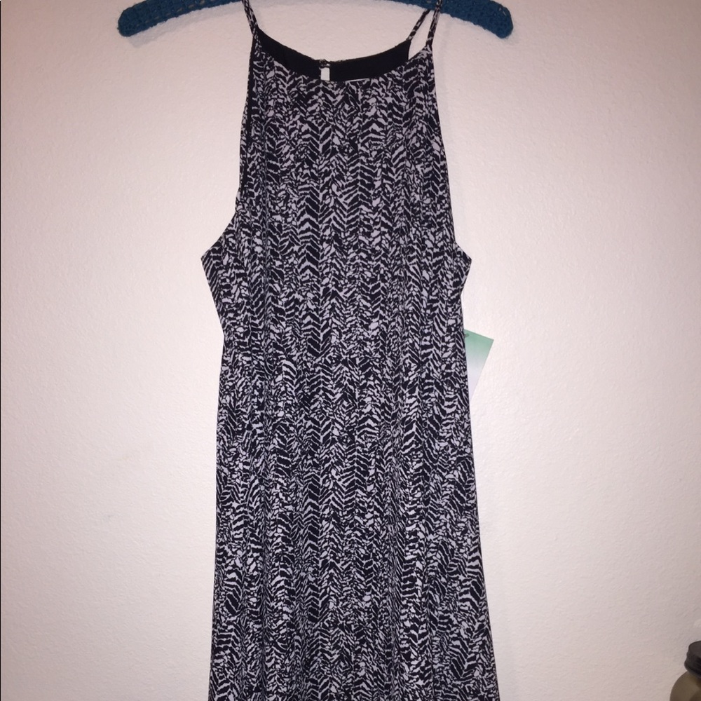 Short black and white brand new dress
